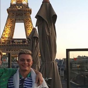 Meet your Posher, Chchristopher